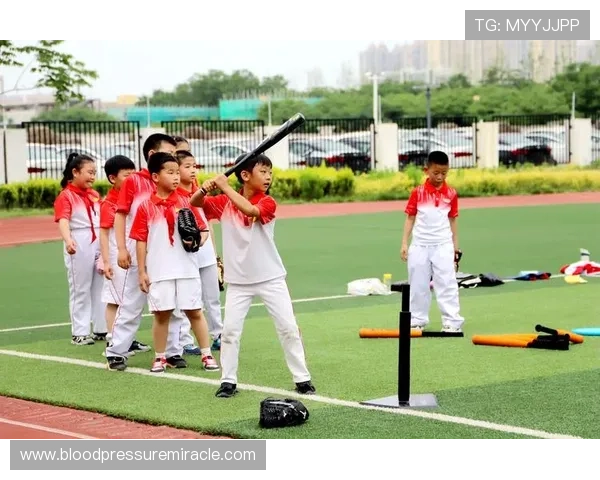 探索fb体育在青少年体育教育与推广中的积极作用与未来发展 探索fb体育在青少年体育教育与推广中的积极作用与未来发展